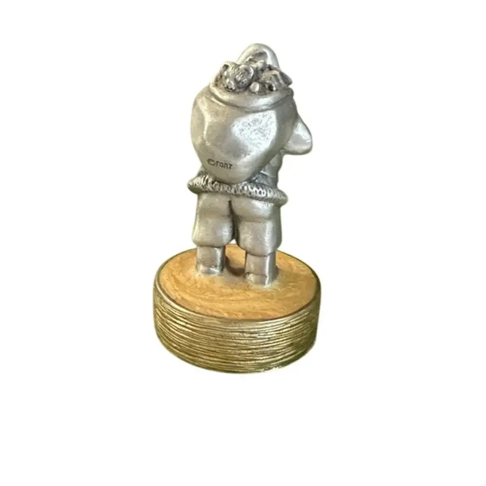 Fort Pewter Santa Claus carrying sack of gifts figurine